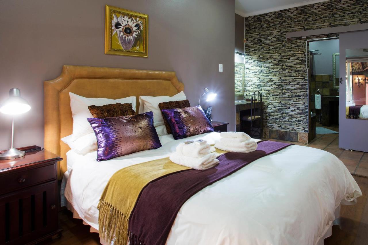 Purple Gecko Guest House Лиденбург Екстериор снимка
